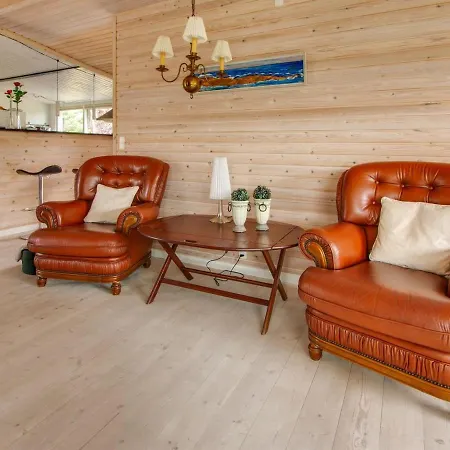 Holiday home Svend - 1-5km From The Sea In Ne Jutland By Interhome Hals